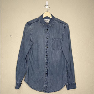 Goodfellow Shirt Blue Chambray Button Up Pocket Long Sleeve Everyday Small